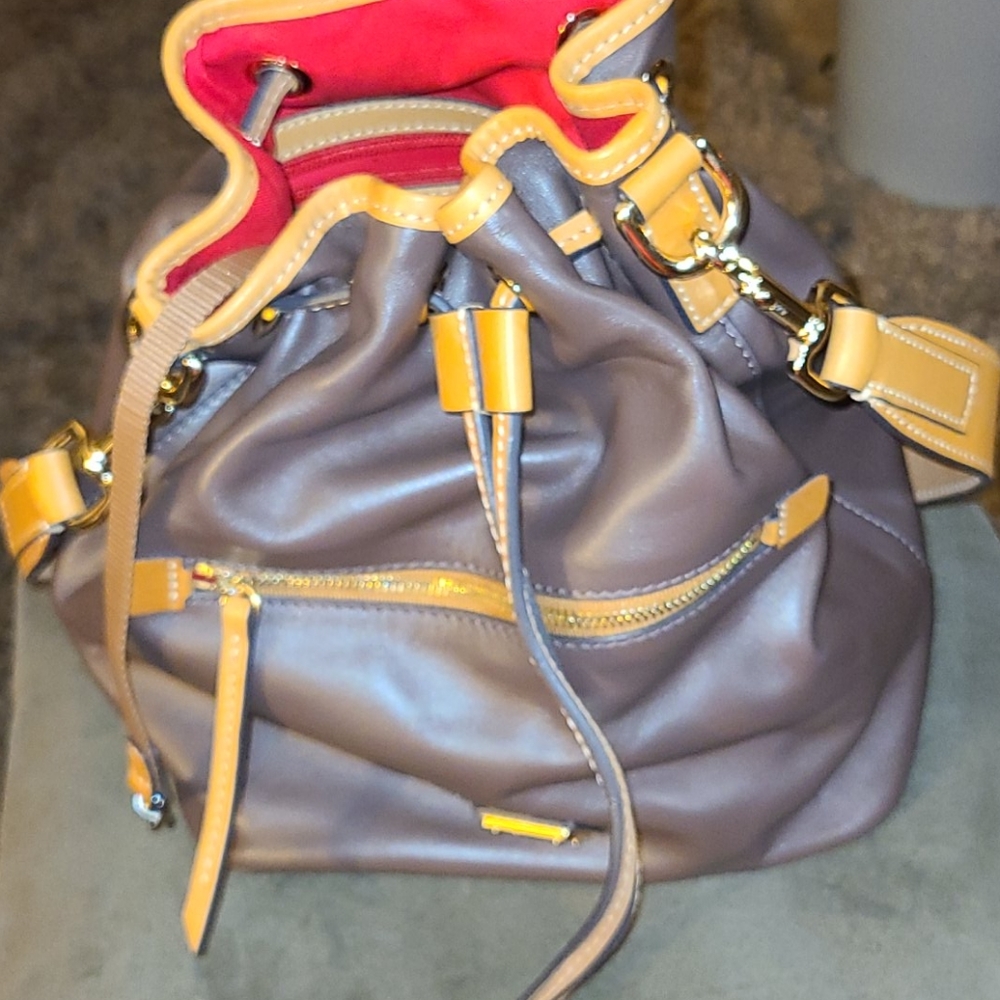 Dooney & Bourke Bag